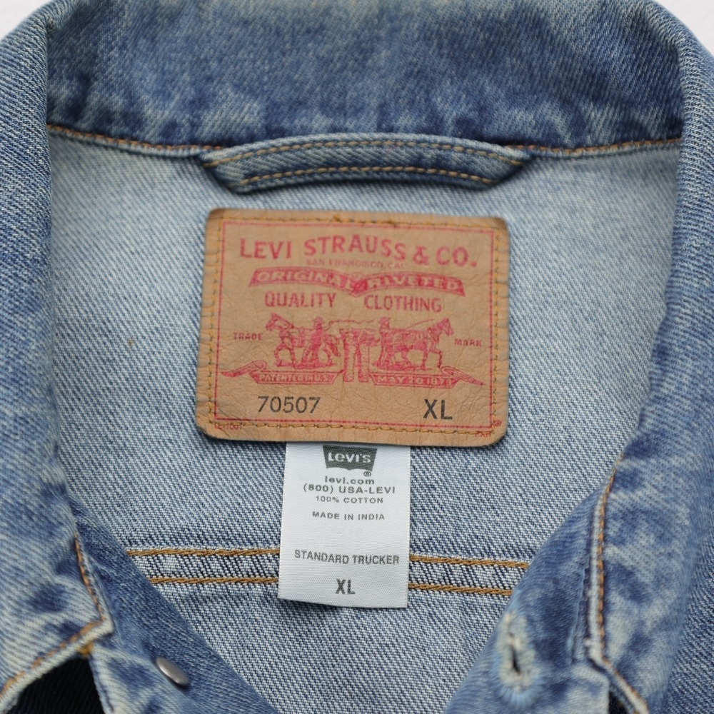 Levi's 70507‎ Mens Standard Trucker Denim Jacket Medium Wash Blue XL - Picture 3 of 6